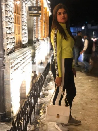 Kaya Varma — 2 / 3