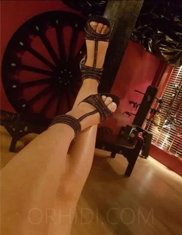 Lisa dominante animalische Dirty Lady — 9 / 23