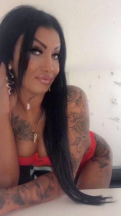 Ciara, Escort, Budapest