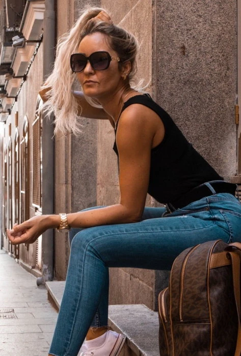 Malu, Escort, Brussels