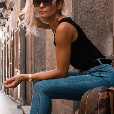 Malu, Escort, Brussels