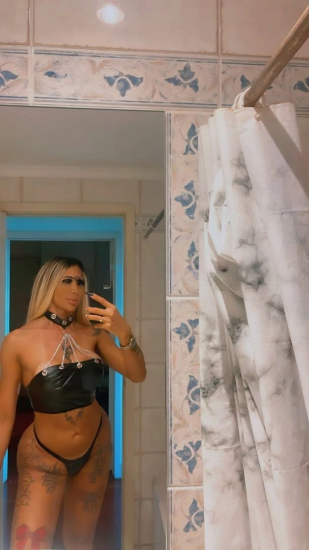 Nikole Jolie — 3 / 12