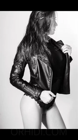 Maxim — 2 / 3