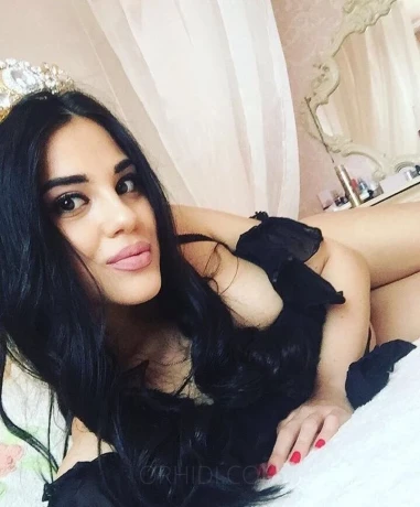 Karina_Poupee — 1 / 5