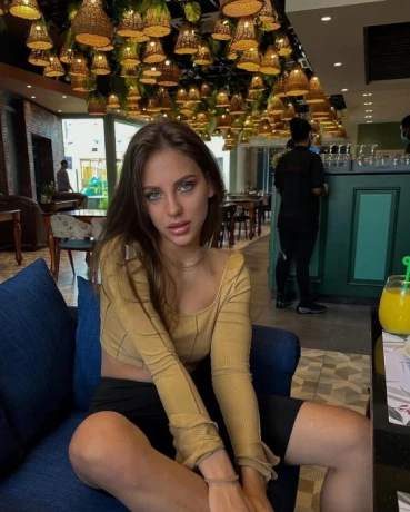 Alexandra — 6 / 14