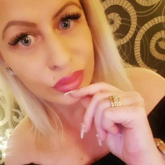 German Emily Curvy, Escort, Hamburg