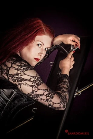 Miss Kinky La Rouge Fr Dr La Rouge — 5 / 10