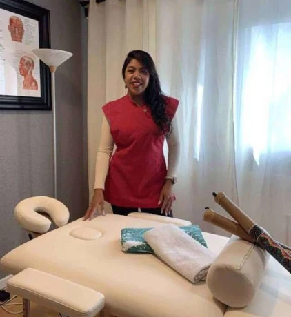 Nouvelle Masseuse Prof Madalena A Cote De Morges — 3 / 5