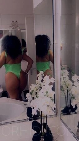Ella — 9 / 20