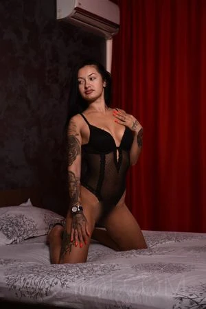 Linda, Escort, Neu-Ulm