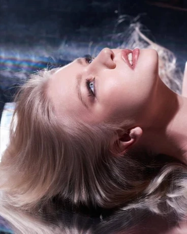 Zlatoslava — 3 / 8