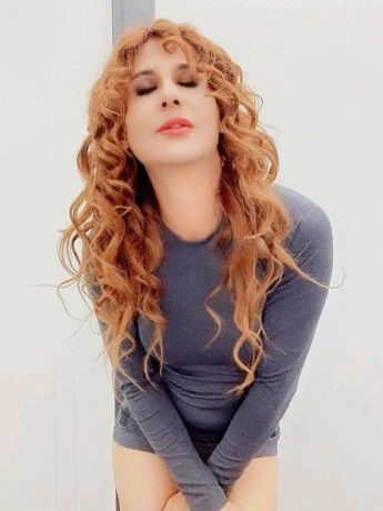 Penelope Porch — 2 / 12