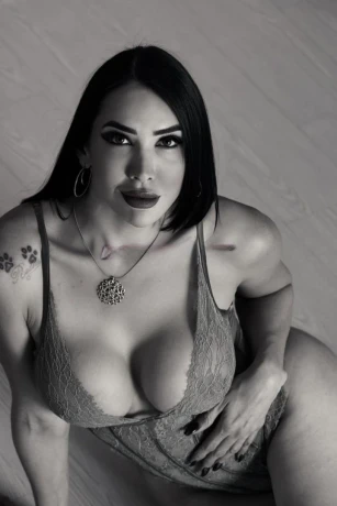 Kim Petras Vip — 2 / 12