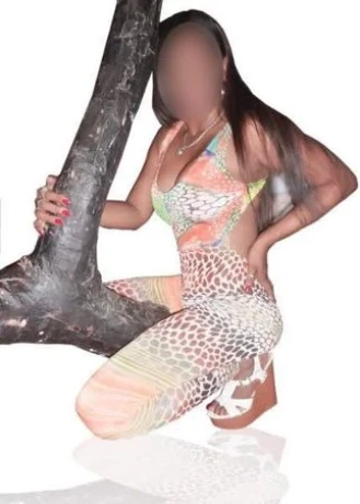 Sandra  GANZ PRIVAT/DISKRET — 7 / 8