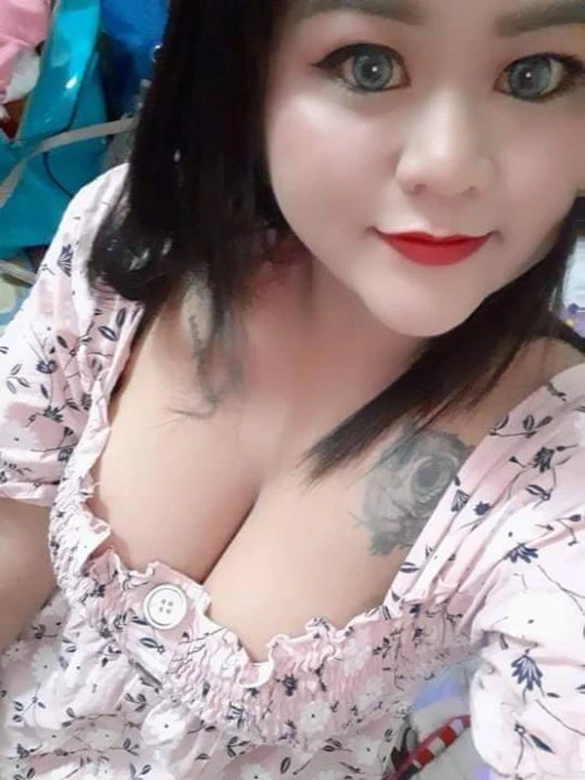 Nina — 2 / 3