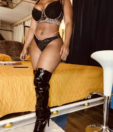 Kurvengoettin Ficken Escort Massage Whirlpool Learnen Besser Zu Ficken — 1 / 5