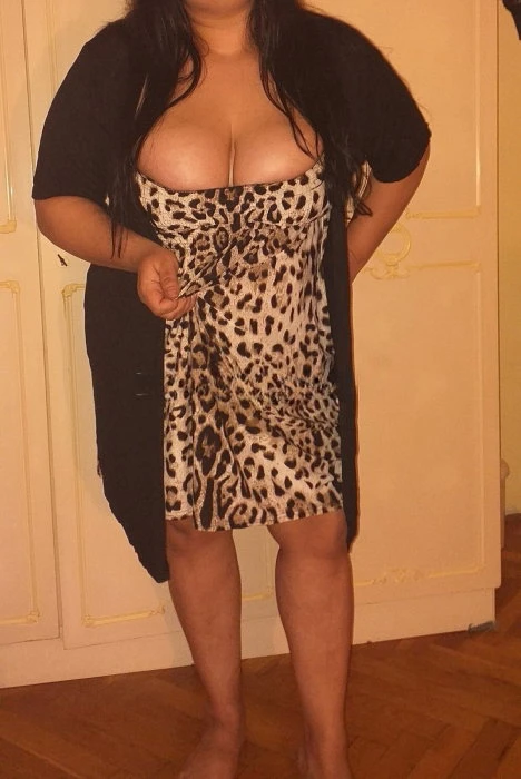 Angela, Escort, Szeged