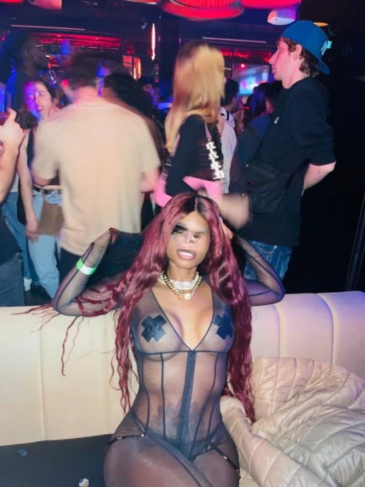 Ashanti — 4 / 8