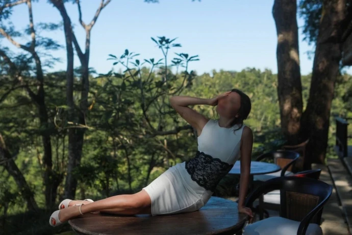 Lilly Kink — 11 / 12