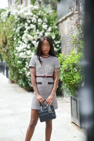 Mia Dixion — 8 / 11