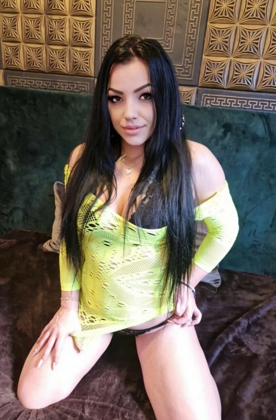 Lexy — 2 / 5