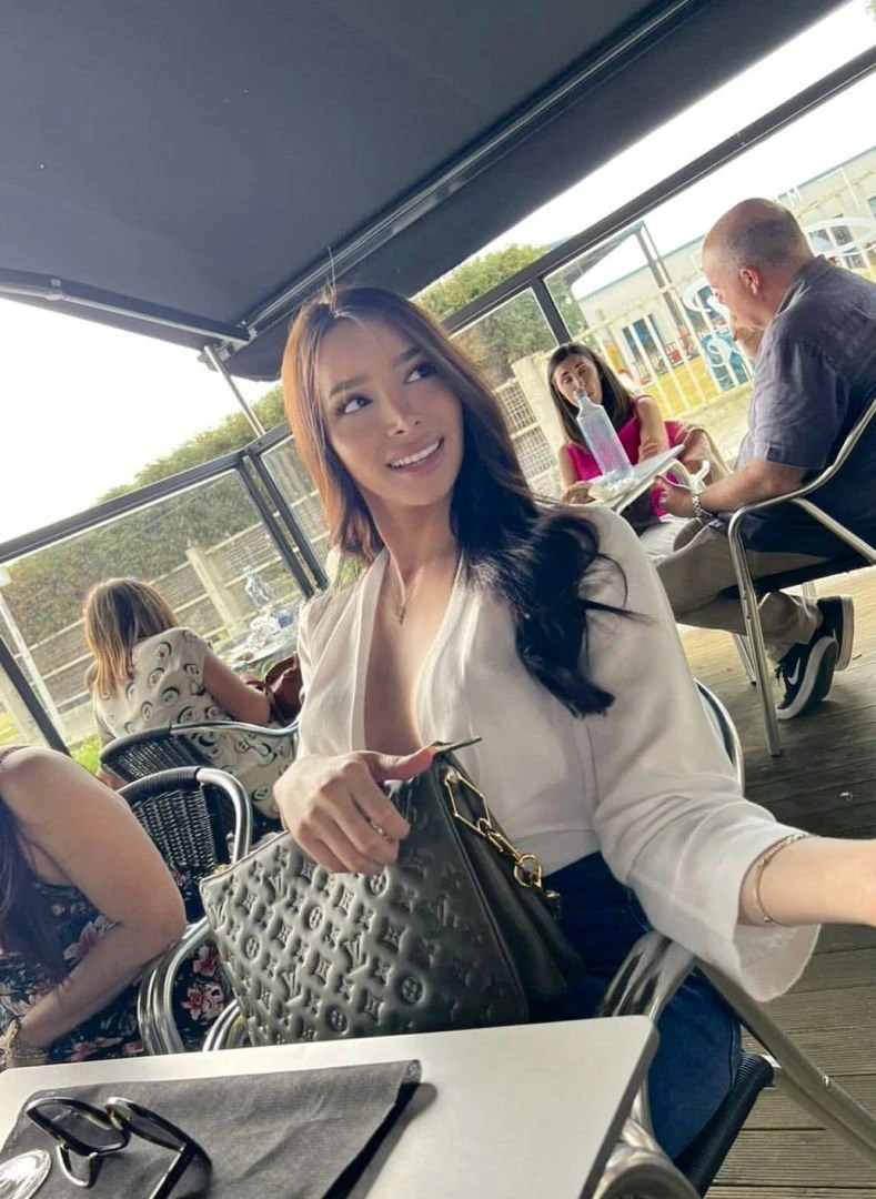Alessia Sanchez — 10 / 12