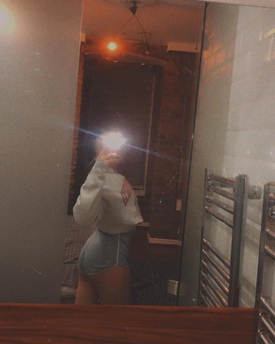 Alina — 2 / 7
