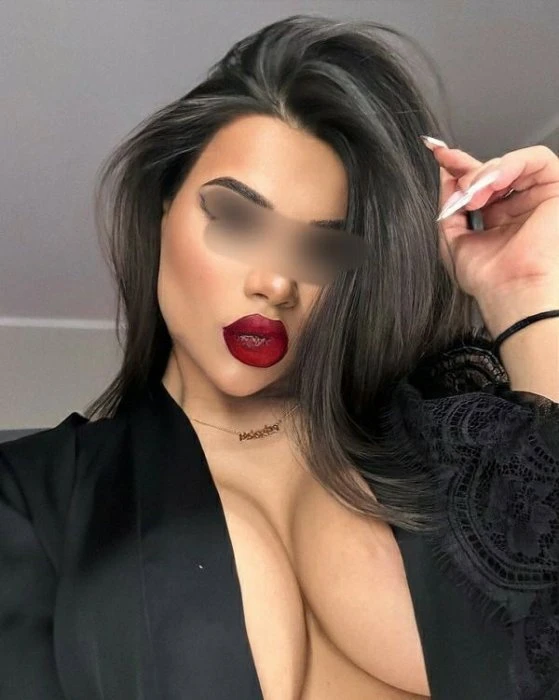 Linasannn — 11 / 12