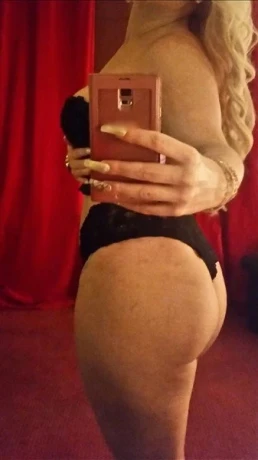 German Emily Curvy — 6 / 7