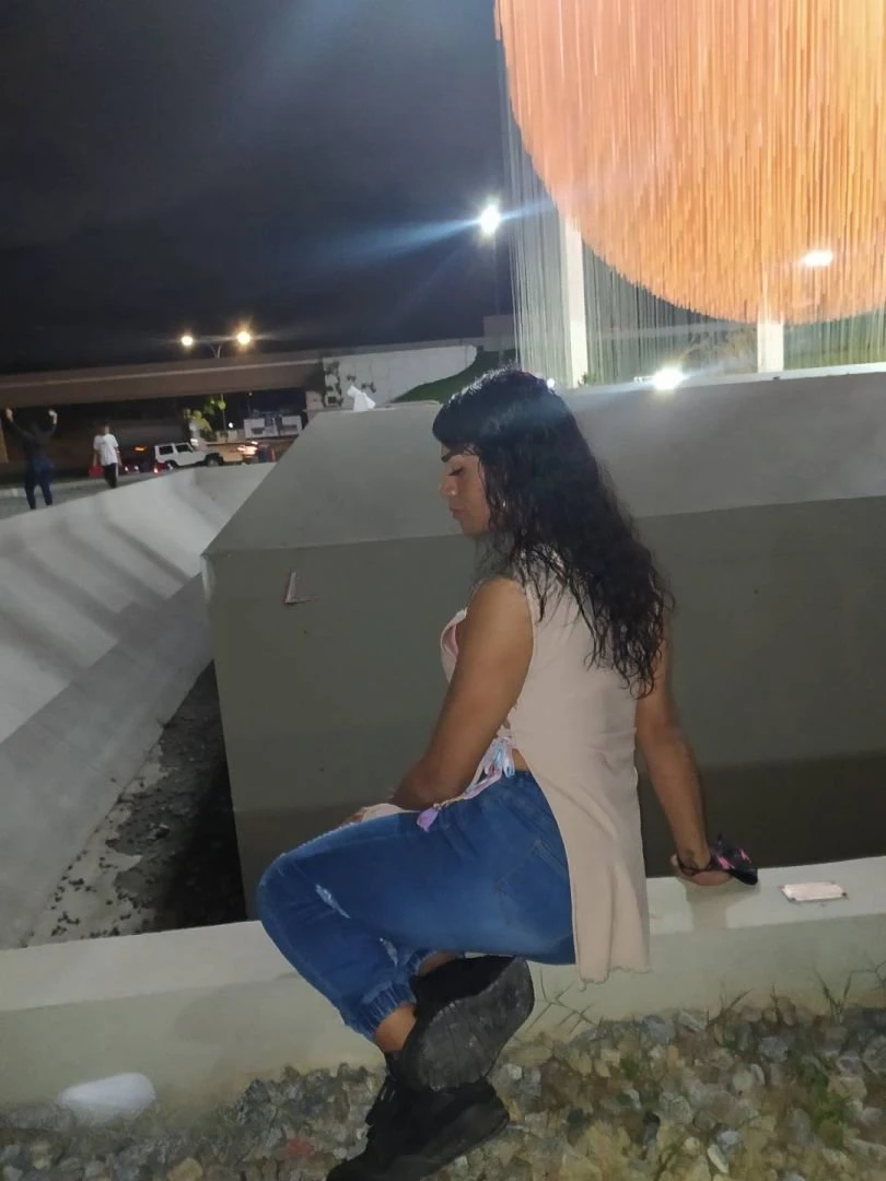 Melissa Palmieri — 4 / 12