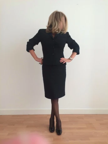 Iona Gerber — 15 / 18