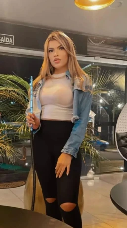 Pamela Scort — 25 / 30