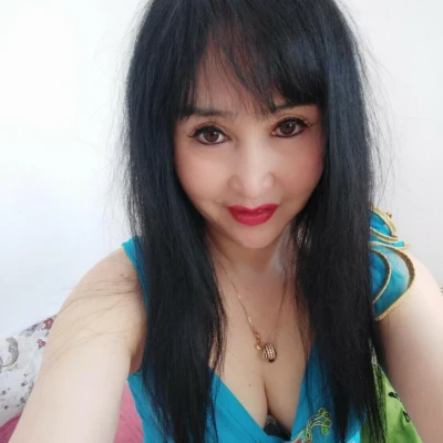 Suki, Escort, Vienna