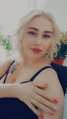 Tina - Rassig & Geil! — 4 / 9