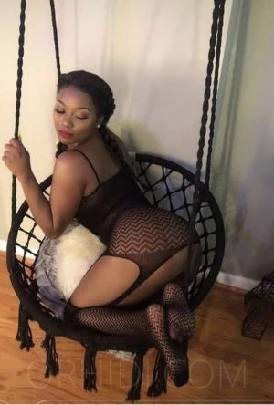 Ebony Hannah, Escort, Istanbul