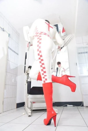 Freifrau von Ei — 5 / 24