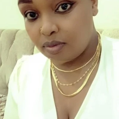 Laura, Escort, Medina