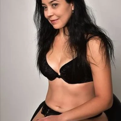 Gabriela, Escort, Jena