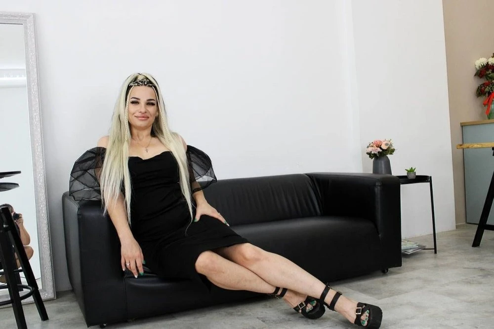 Dina — 2 / 10