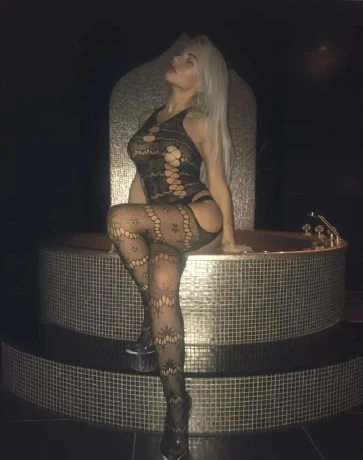 Blonde Pornobabe Vol Lust Kinky Plezier Dagelijks In Den Haag — 1 / 7