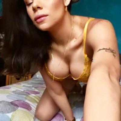 Camila, Escort, Paris