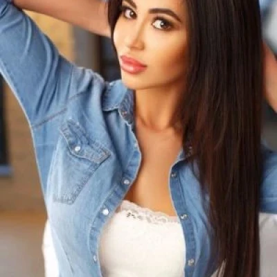 Dima, Escort, Istanbul