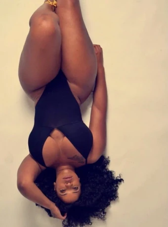 VIP Escort Derrian — 1 / 5