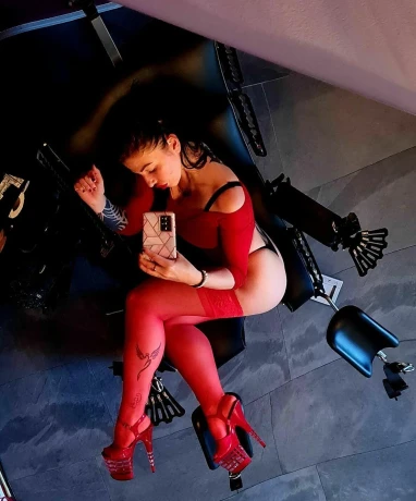 Alexia Weiss — 9 / 26