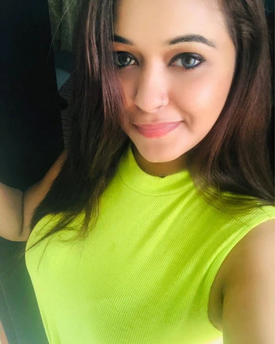Komal, Escort, Dubai