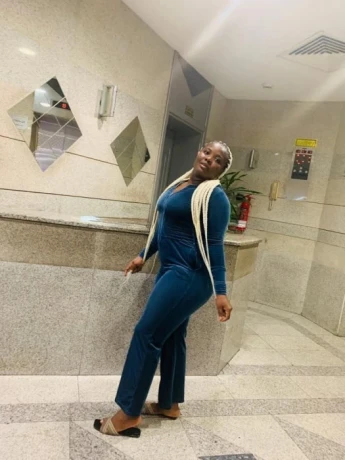 Anita Becham — 1 / 3