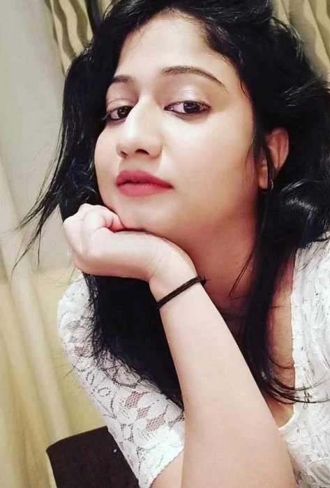 Sanam, Escort, Muscat