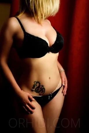 Nadine Blond — 1 / 3