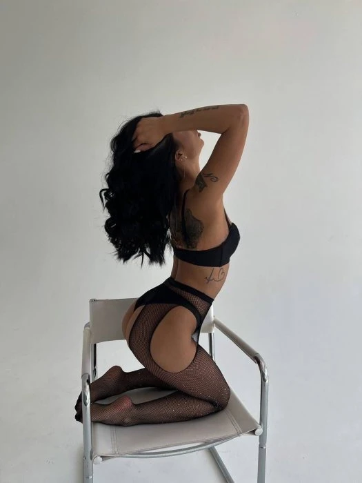 Eva, Escort, Rome