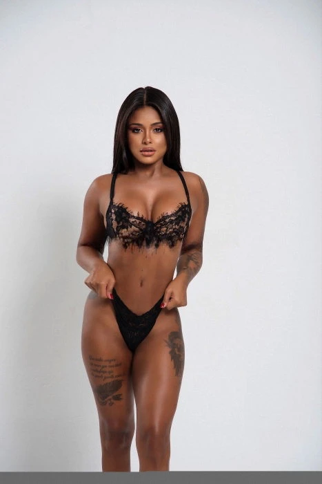 Cleo — 7 / 10